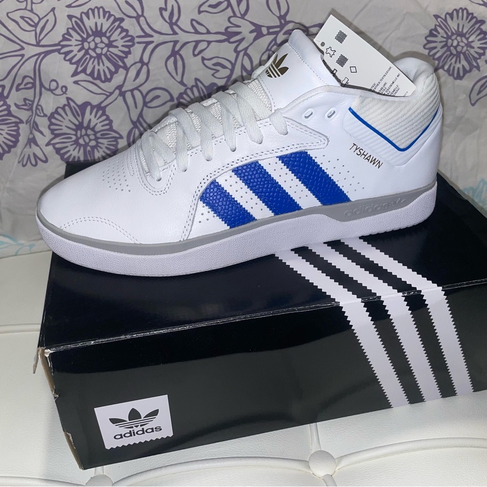 ADIDAS TYSHAWN - Sz 11